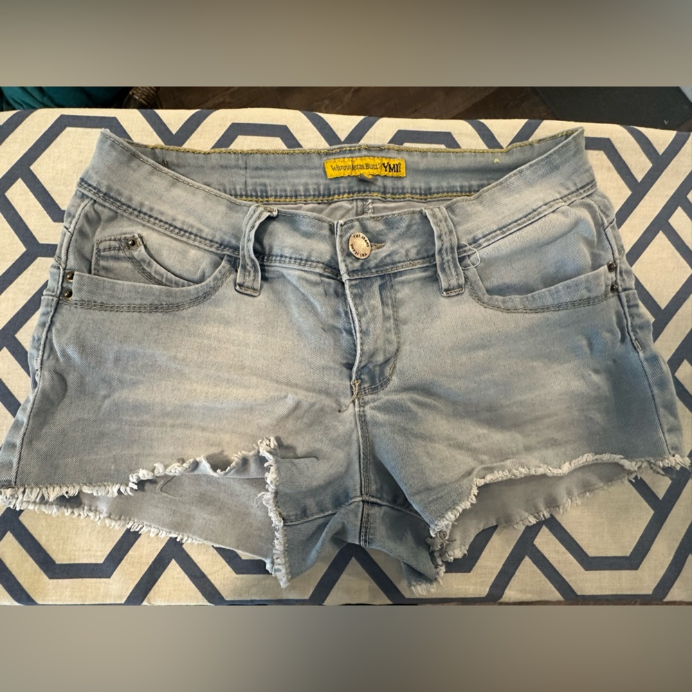 YMI junior size 7 light indigo wash shorts